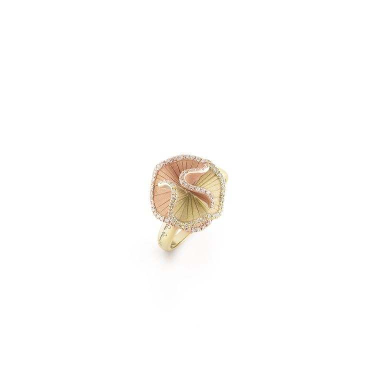Ring Sultana