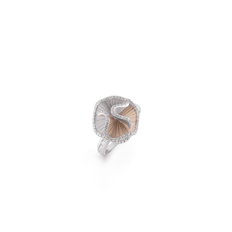 Ring Sultana