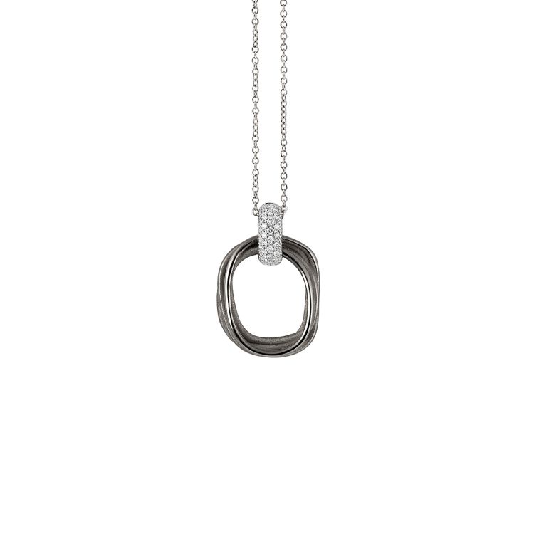 Pendant Tie Chic